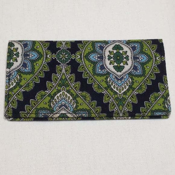 Vera Bradley Cambridge Check Book Cover NWOT - Picture 2 of 4